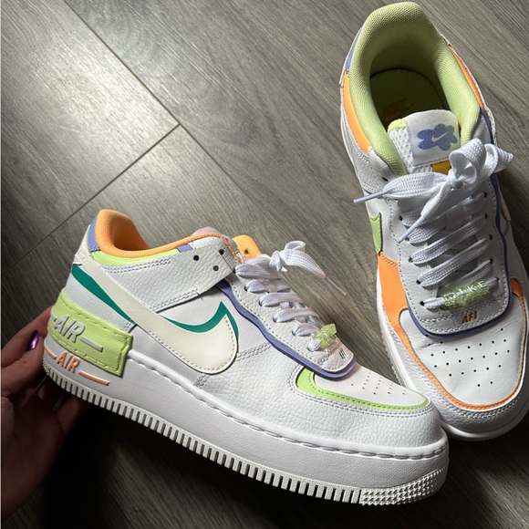 Nike Air Force 1 - Picture 2 of 5